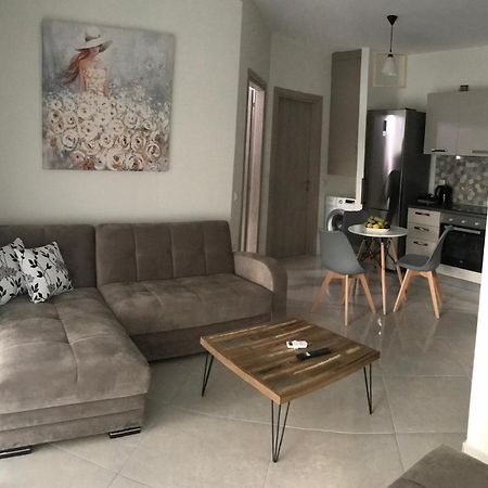 Cyclops Luxury Apartments 이구메니차 외부 사진