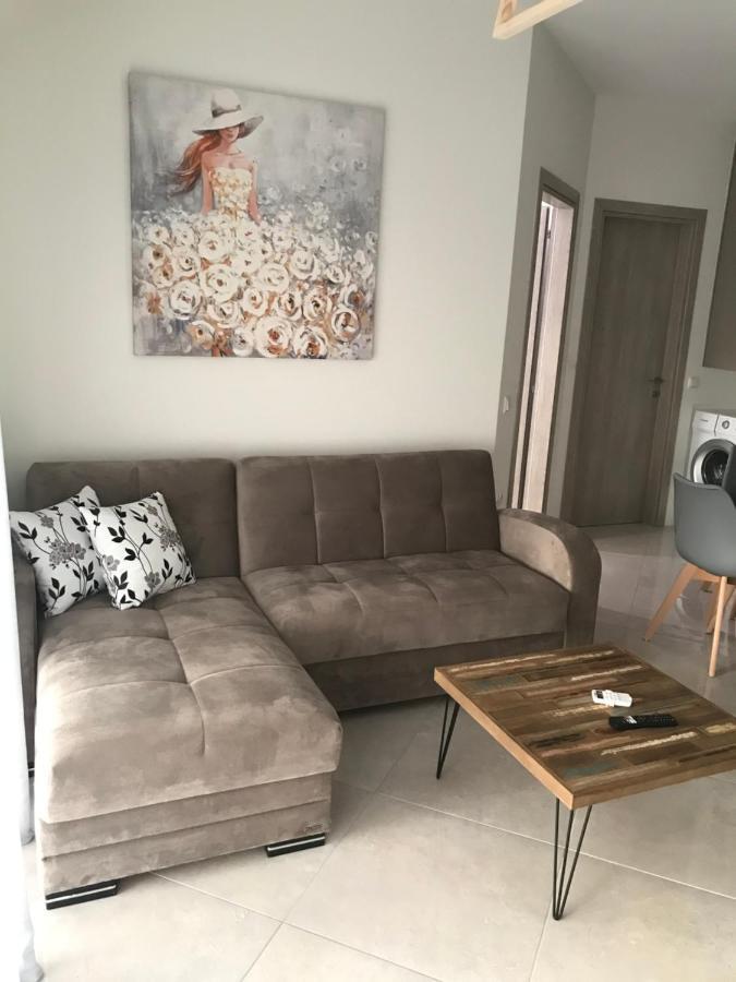 Cyclops Luxury Apartments 이구메니차 외부 사진