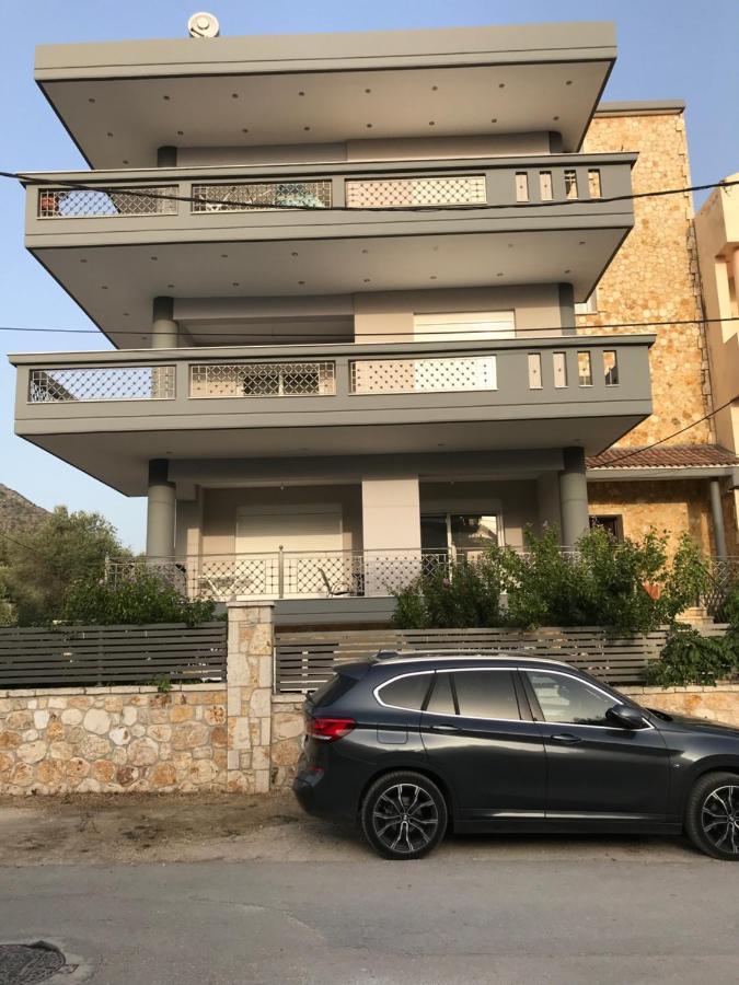 Cyclops Luxury Apartments 이구메니차 외부 사진