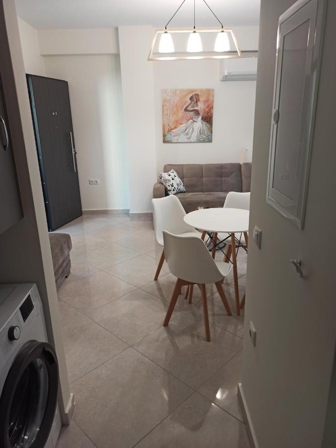 Cyclops Luxury Apartments 이구메니차 외부 사진