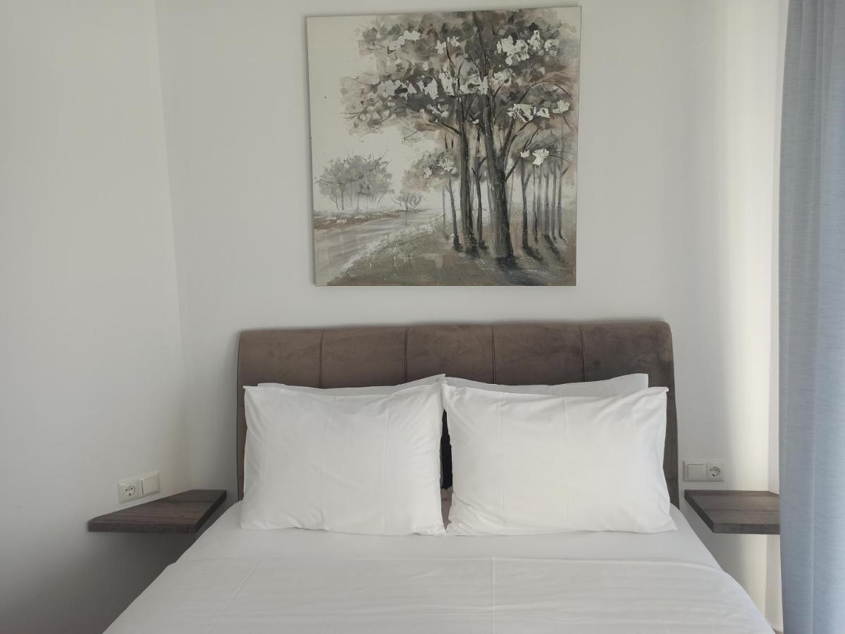 Cyclops Luxury Apartments 이구메니차 외부 사진