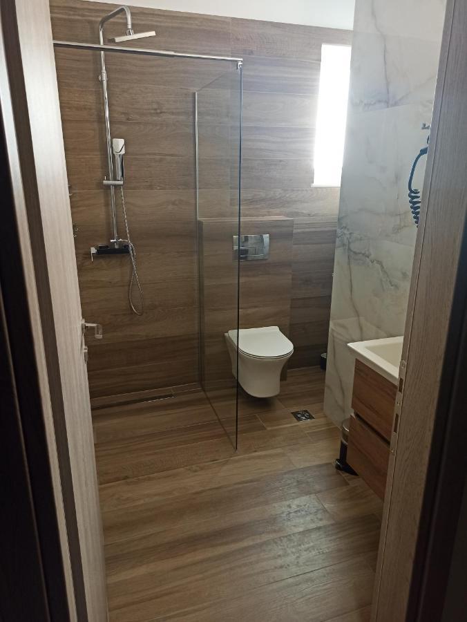 Cyclops Luxury Apartments 이구메니차 외부 사진