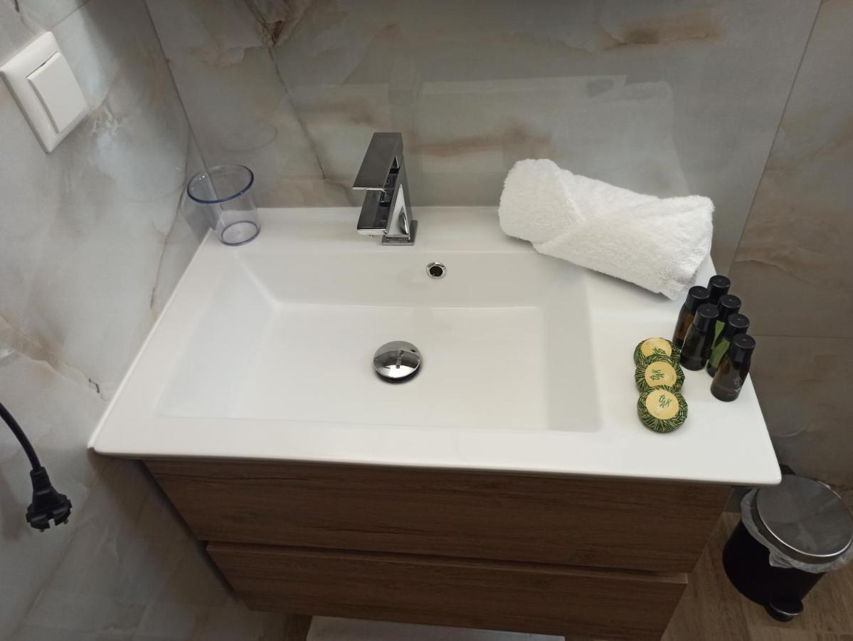 Cyclops Luxury Apartments 이구메니차 외부 사진