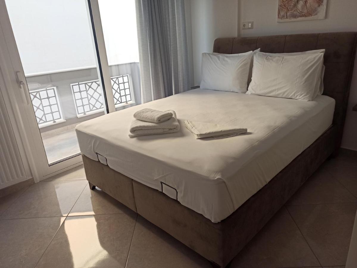 Cyclops Luxury Apartments 이구메니차 외부 사진